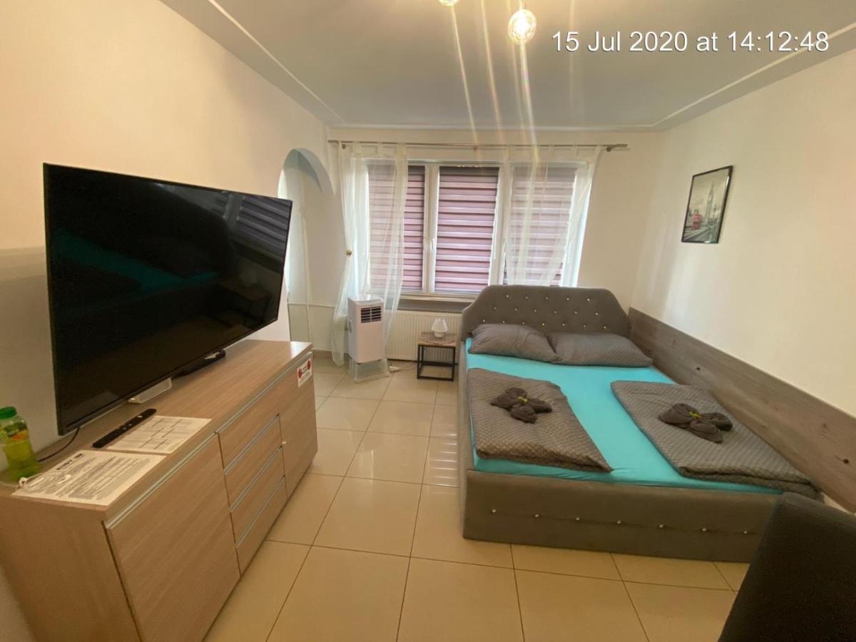 Apartament Rudy 102 Self Check-In 24H Appartamento Bytom Esterno foto