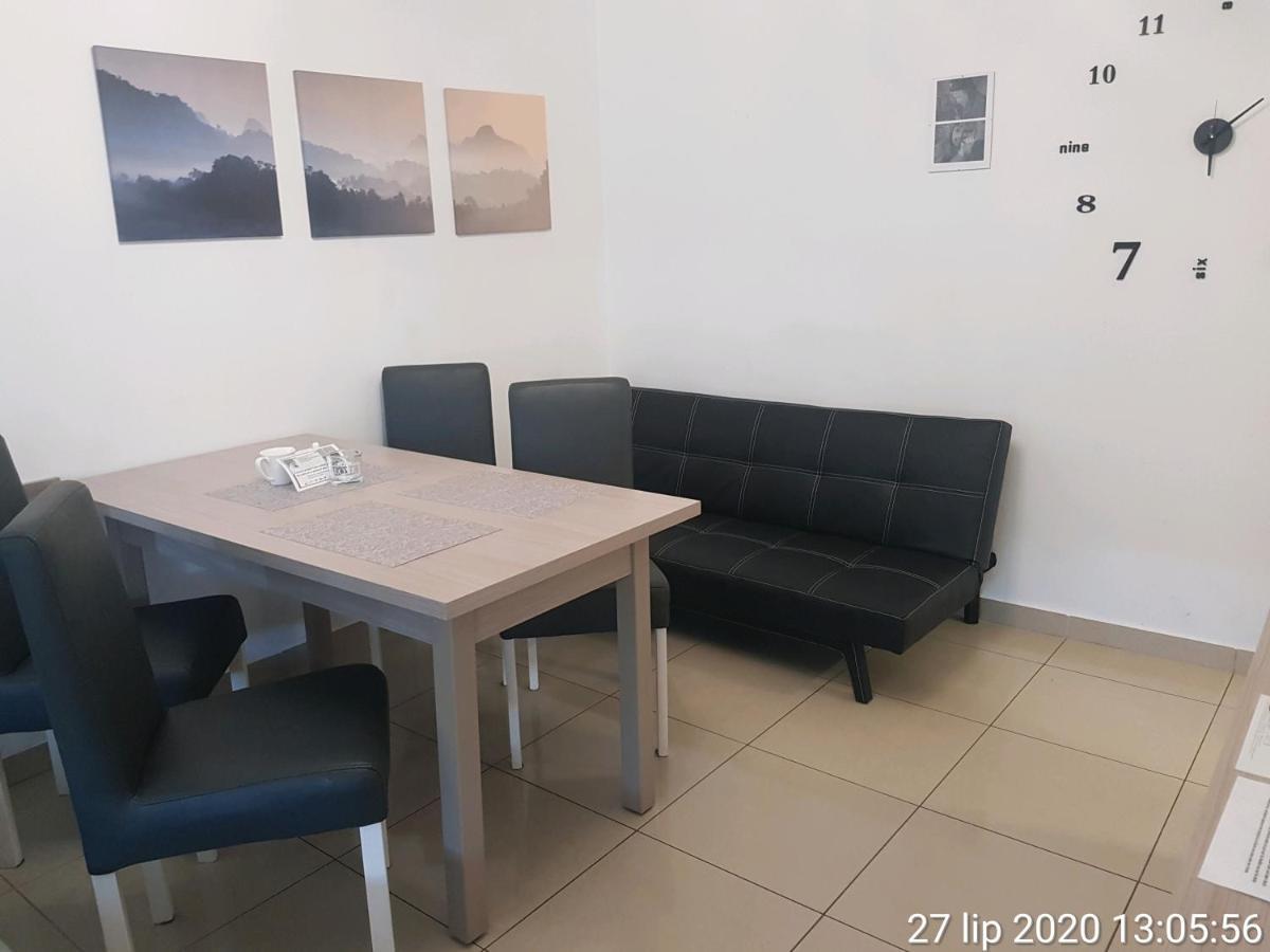 Apartament Rudy 102 Self Check-In 24H Appartamento Bytom Esterno foto