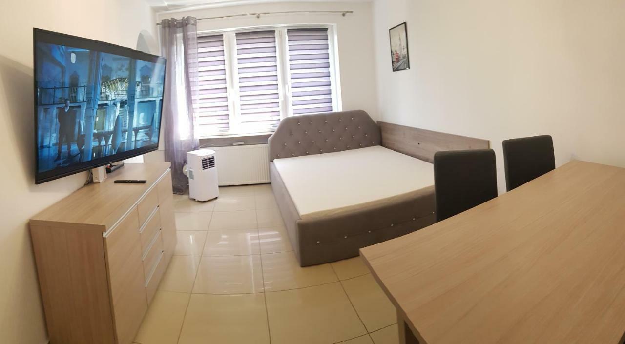 Apartament Rudy 102 Self Check-In 24H Appartamento Bytom Esterno foto