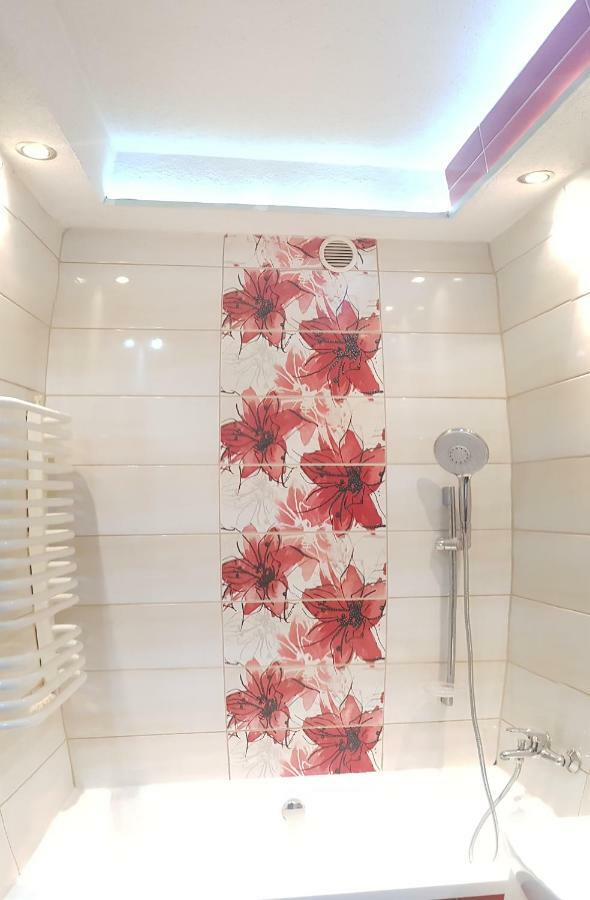 Apartament Rudy 102 Self Check-In 24H Appartamento Bytom Esterno foto