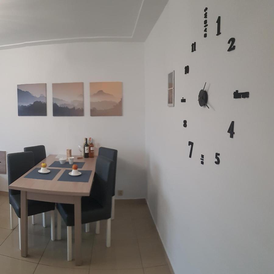 Apartament Rudy 102 Self Check-In 24H Appartamento Bytom Esterno foto